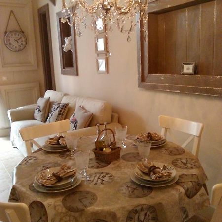 Apartamento Romantico บาเลนเซีย ภายนอก รูปภาพ