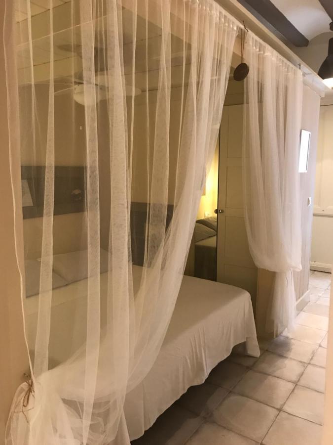 Apartamento Romantico บาเลนเซีย ภายนอก รูปภาพ